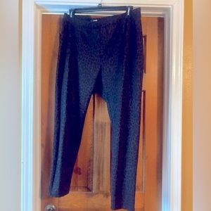 Pull on skinny pants, leopard